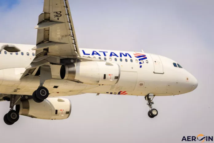 Última Chamada Passagens A Partir De R$ 125  | Latam Airlines |